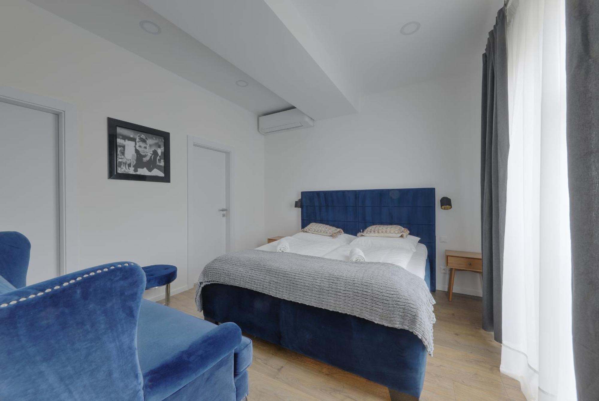 Shone Apartment Old Town 2 Bedroom Bratislava Luaran gambar