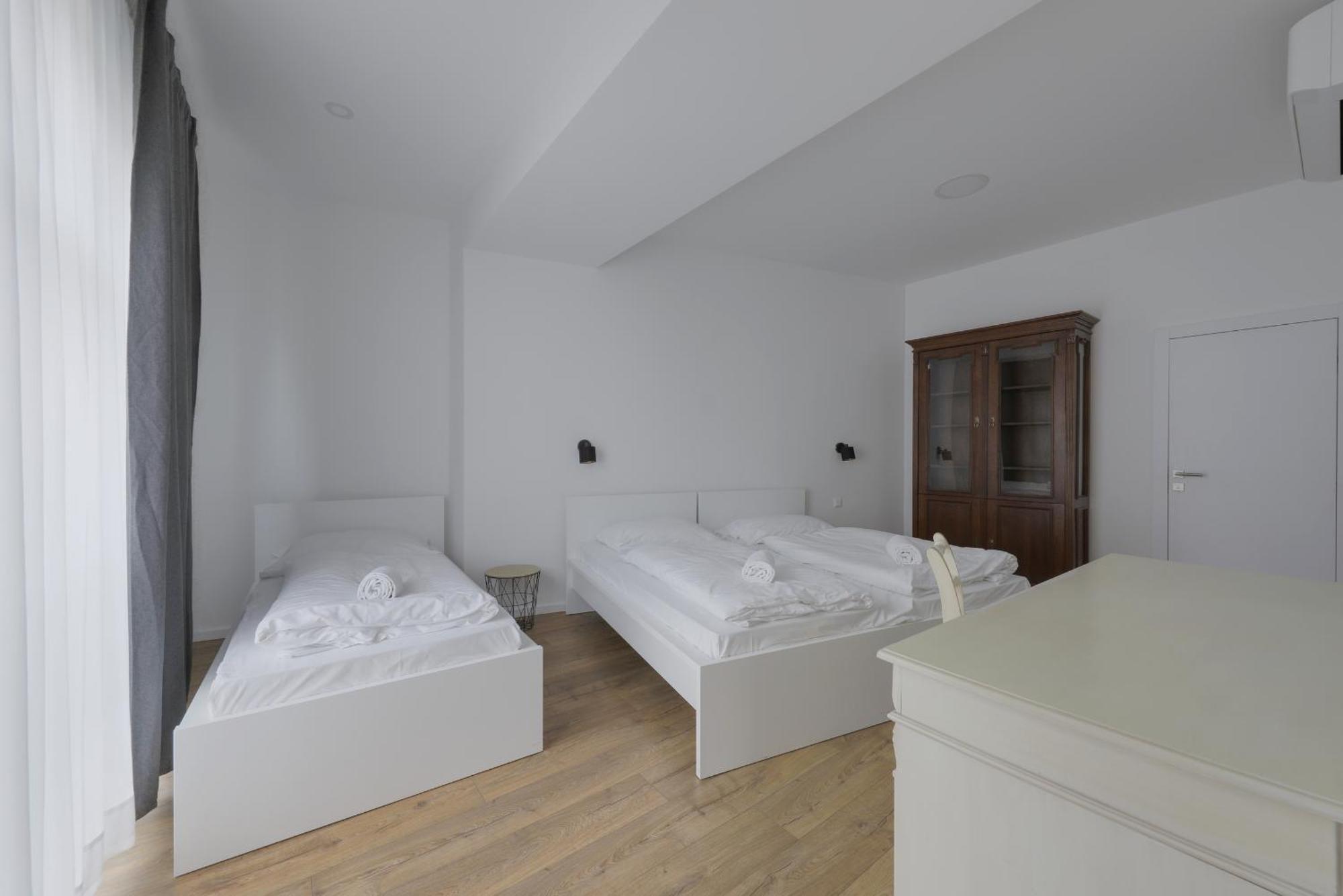 Shone Apartment Old Town 2 Bedroom Bratislava Luaran gambar